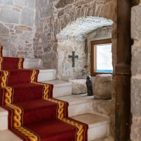 Agava Hotel