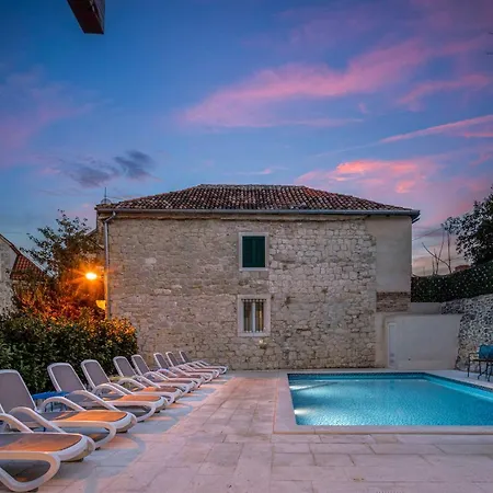 Agava Hotel