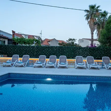 Agava Hotel 4*