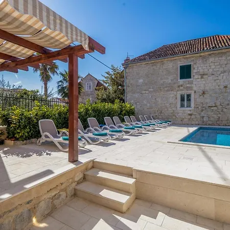 Готель Agava 4*