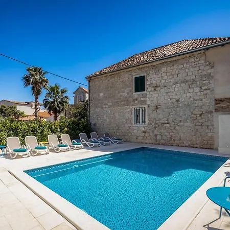 Готель Agava 4*