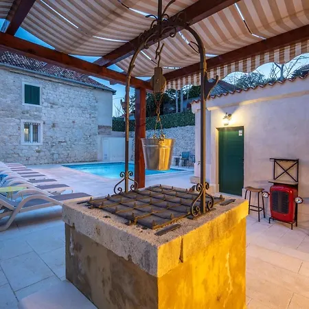 Agava Hotel 4*